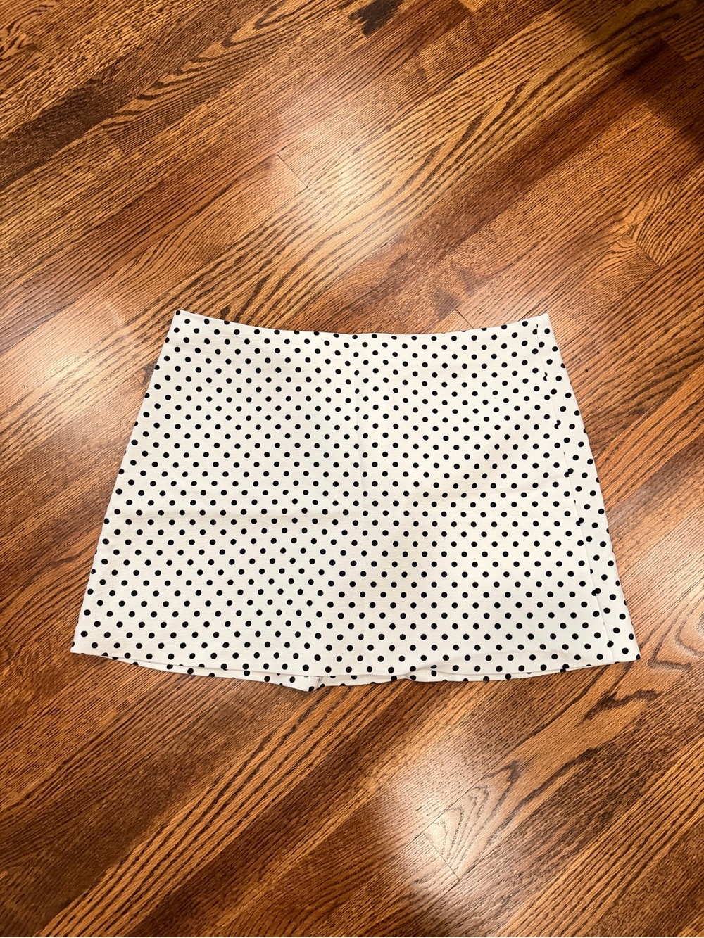 Zara White Mini Skirt with Black Polka Dots